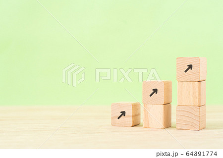 積み木　ブロック 64891774