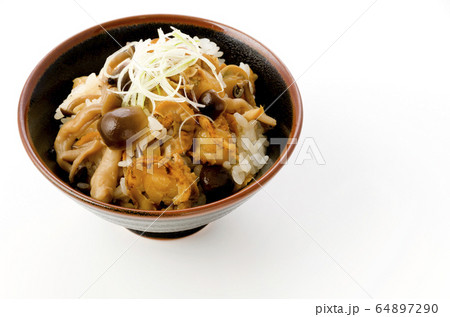 ベビーホタテとしめじの混ぜご飯 ベビーホタテとしめじの混ぜご飯 64897290