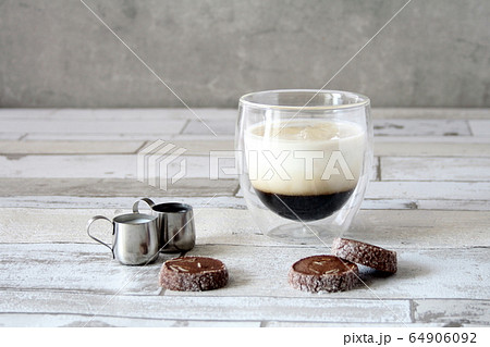 アイスコーヒー 64906092