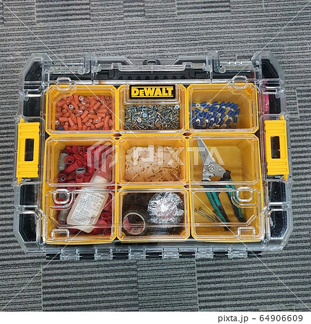 電気 工具 技術者 64906609