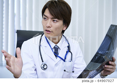 若い医者 ドクター 若い医者 ドクター 64907027