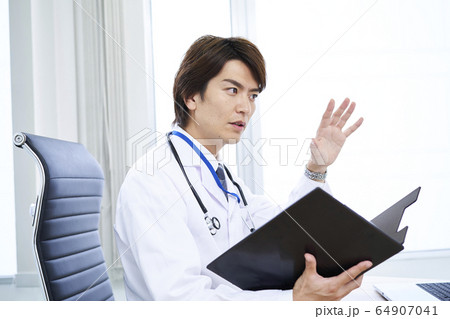 若い医者 ドクター 若い医者 ドクター 64907041