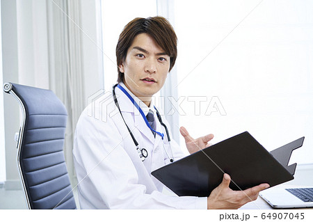 若い医者 ドクター 若い医者 ドクター 64907045