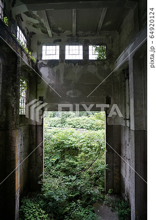 廃墟 二居変電所跡 新潟県南魚沼郡湯沢町 廃墟 二居変電所跡 新潟県南魚沼郡湯沢町 64920124