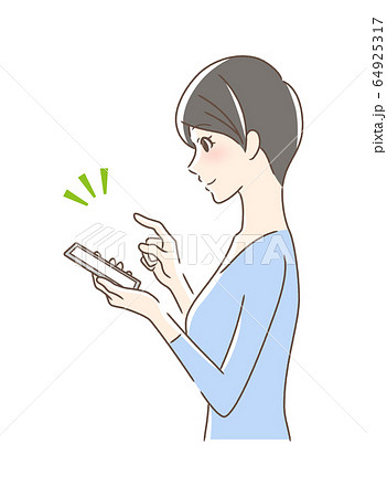 スマホを操作して笑顔な女性の横顔のイラスト素材