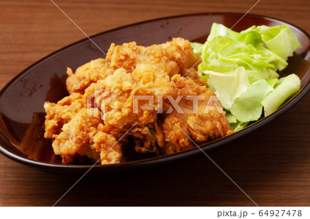 鶏肉の唐揚げ 64927478