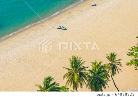 Beautiful tropical beach sea ocean bay and architecture building in Pattaya city Thailand Beautiful tropical beach sea ocean bay and architecture building in Pattaya city Thailand 64929525