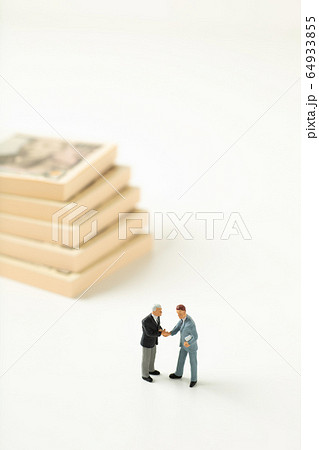 ビジネス　経済　お金 64933855