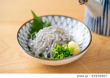 生しらす 生しらす 64936907