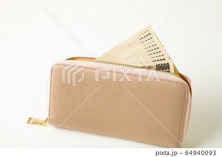 財布　10万円　お金 64940093