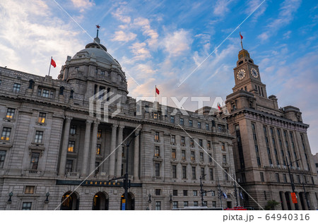 《上海》上海租界の洋館・外灘の夕景 64940316