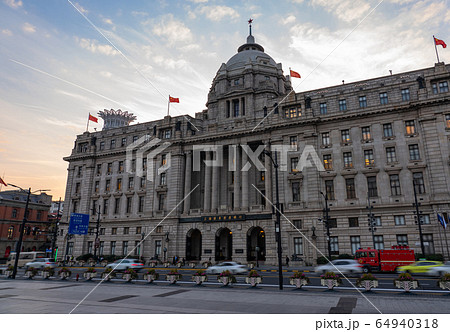 《上海》上海租界の洋館・外灘の夕景 64940318