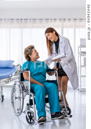 Asian medical doctor take care senior elderly Asian medical doctor take care senior elderly 64943446