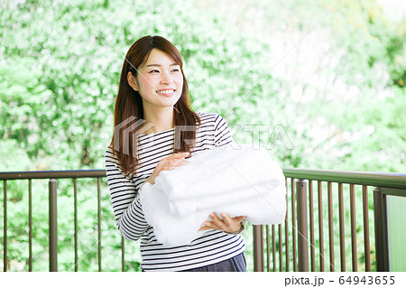 洗濯 女性 洗濯 女性 64943655