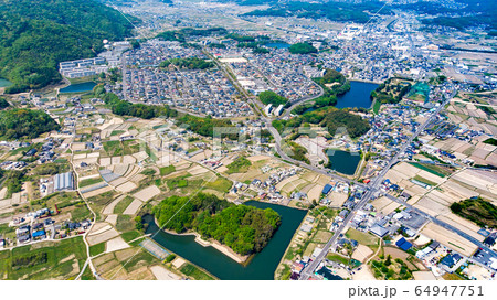 赤磐市山陽団地と両宮山古墳を空撮 64947751