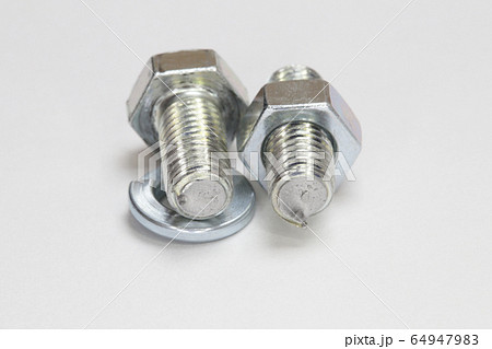 折れたボルト　 64947983