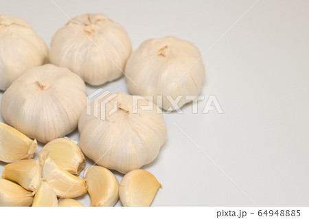 野菜　にんにく 64948885