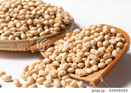 炒り大豆　煎り大豆　福豆　節分　炒り豆　ザル 64948994