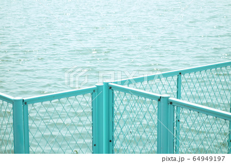 水辺 ため池 貯水池 64949197
