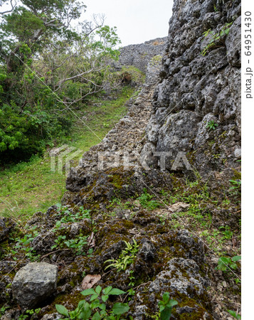 中世を偲ばせる糸数城跡 南国の楽園 沖縄 中世を偲ばせる糸数城跡 南国の楽園 沖縄 64951430