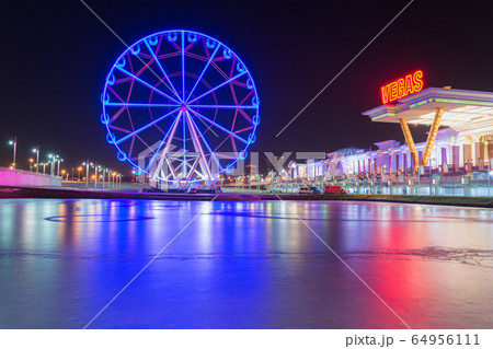 Ferris wheel Ferris wheel 64956111