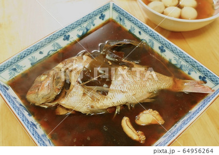 鯛の煮付 64956264