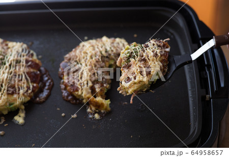 お好み焼き　食事 64958657