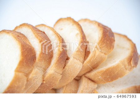 ふわふわの食パン 64967593