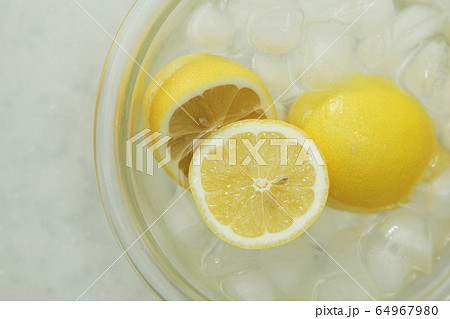 レモン 64967980
