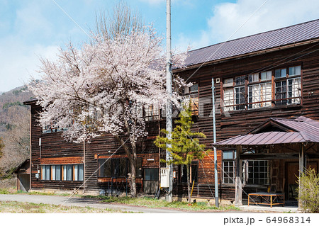 信級小学校(春) 信級小学校(春) 64968314