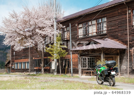 信級小学校(春) 信級小学校(春) 64968339