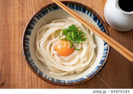 讃岐うどん 64970183