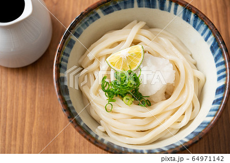 讃岐うどん 64971142