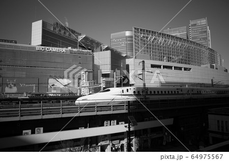 新幹線 64975567