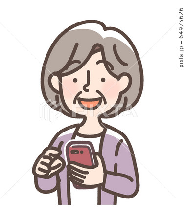 スマホを使うおばあさん 64975626