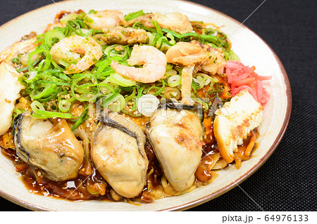 おいしい海鮮お好み焼き 64976133