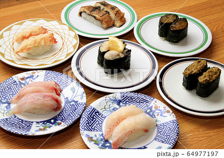 回転ずし　回転寿司　寿司 64977197