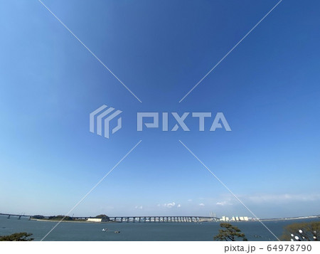 空 海 足 64978790