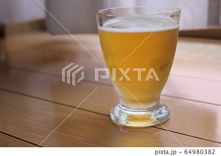 ビール ーBEERー 64980382
