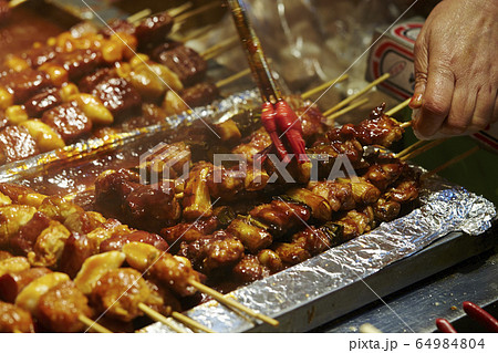 韓国の屋台 焼き鳥トッポギ 韓国料理の写真素材