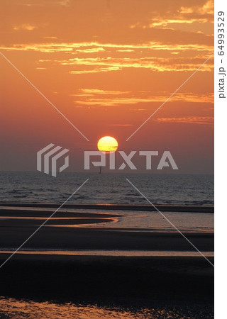 台湾高美の夕陽 64993529