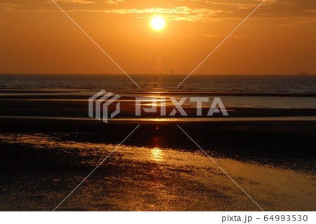 台湾高美の夕陽 64993530