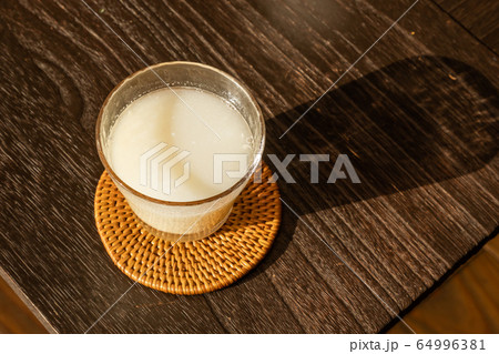 甘酒 delicious sweet alcoholic drink japan 甘酒 delicious sweet alcoholic drink japan 64996381