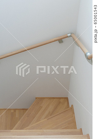 室内階段 踊り場の写真素材