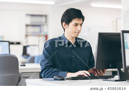 ビジネスイメージ 65001614