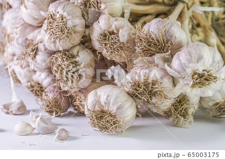 Photos of Thai garlic on white background. Photos of Thai garlic on white background. 65003175