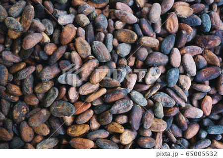 background of cocoa beans. 65005532