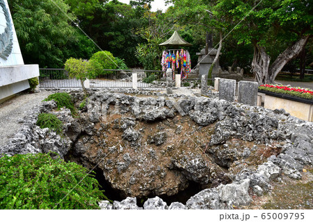 ひめゆりの塔 ひめゆりの塔 65009795