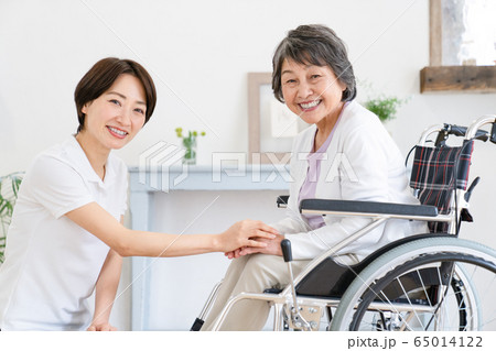 介護　車いす 65014122