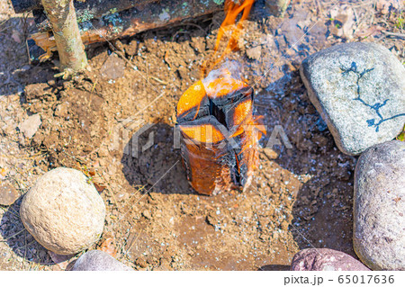 ブッシュクラフト素材　スウェーデントーチ 65017636